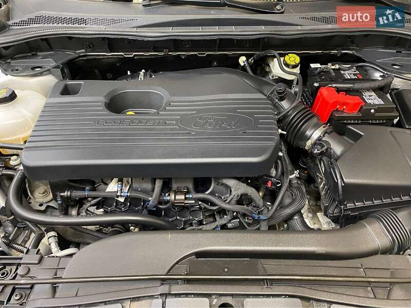 Позашляховик / Кросовер Ford Escape 2020 в Дніпрі