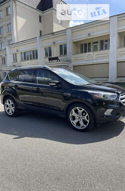 Внедорожник / Кроссовер Ford Escape 2016 в Броварах