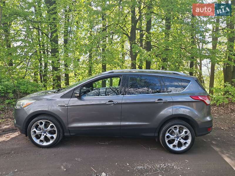 Внедорожник / Кроссовер Ford Escape 2013 в Хмельницком