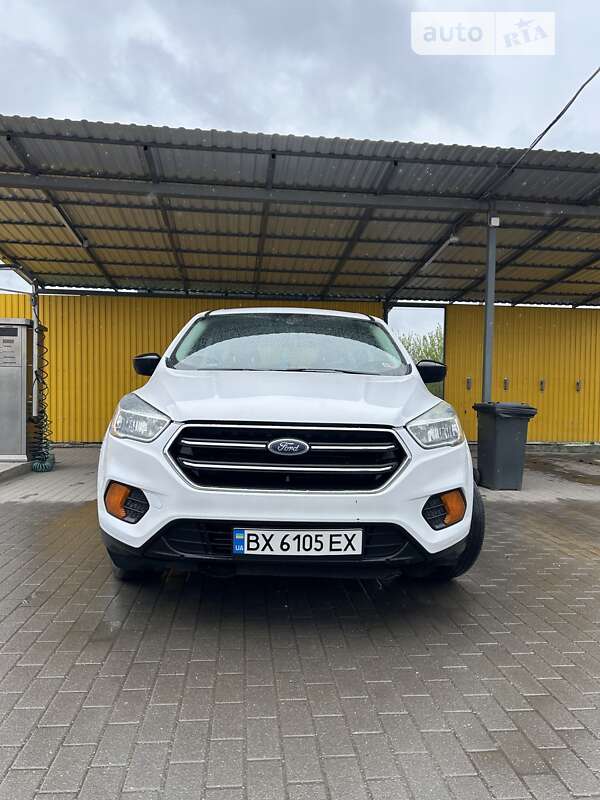 Позашляховик / Кросовер Ford Escape 2018 в Шепетівці