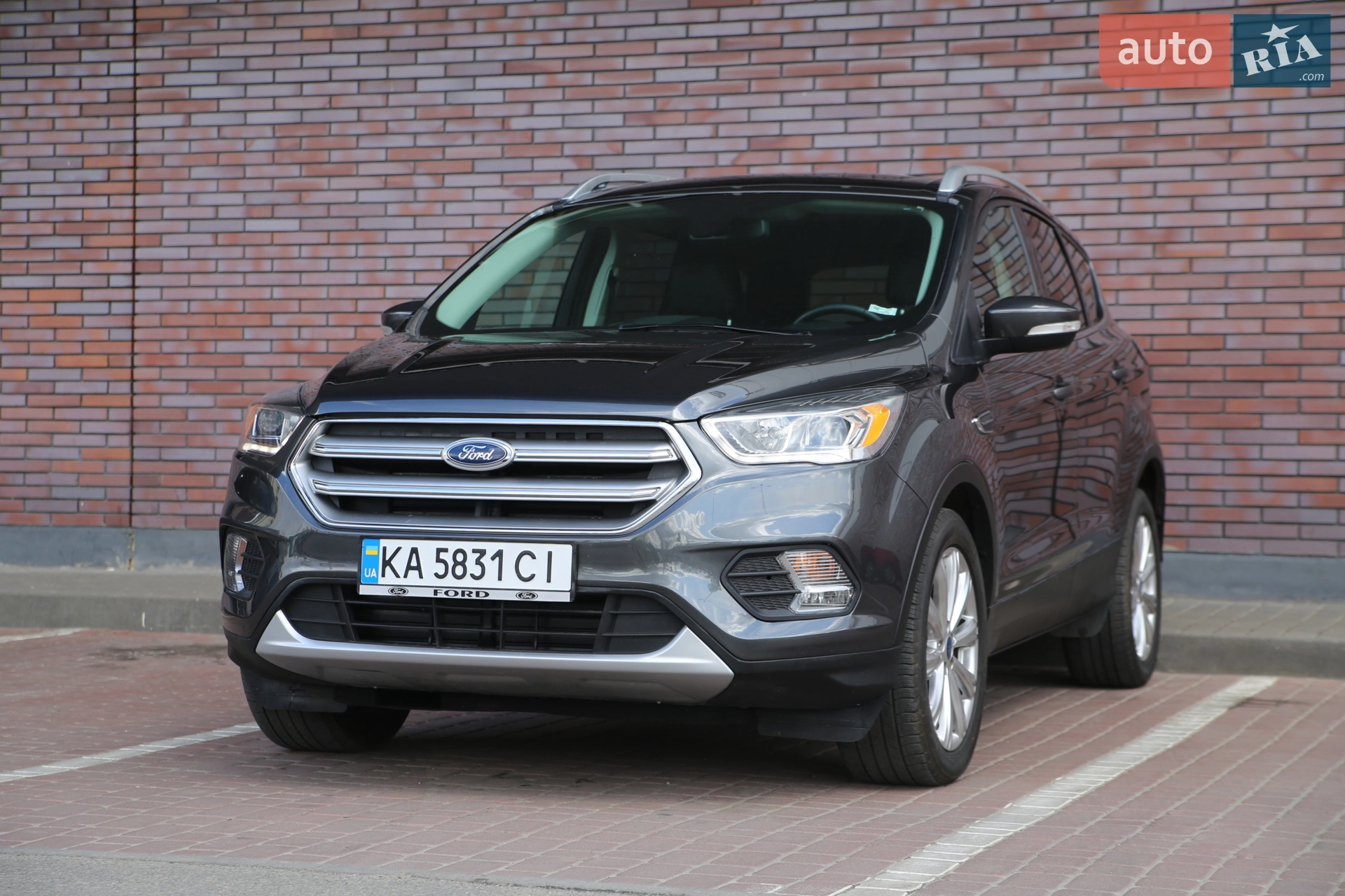 2017 Ford Escape - фото 1