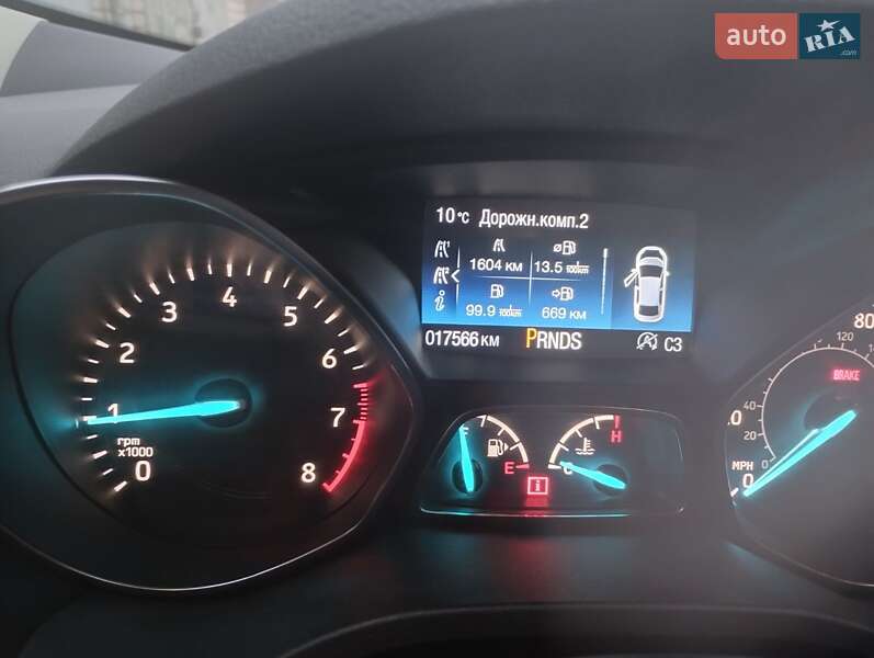 Внедорожник / Кроссовер Ford Escape 2017 в Днепре