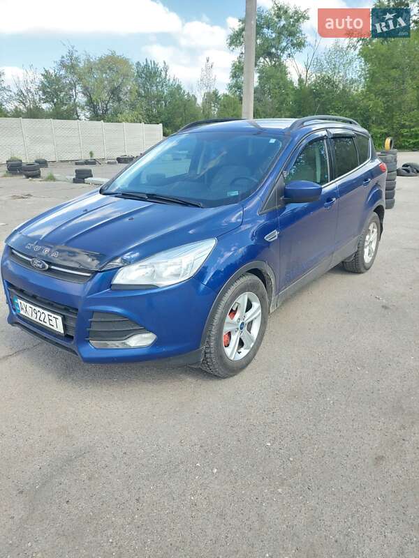 Внедорожник / Кроссовер Ford Escape 2013 в Харькове