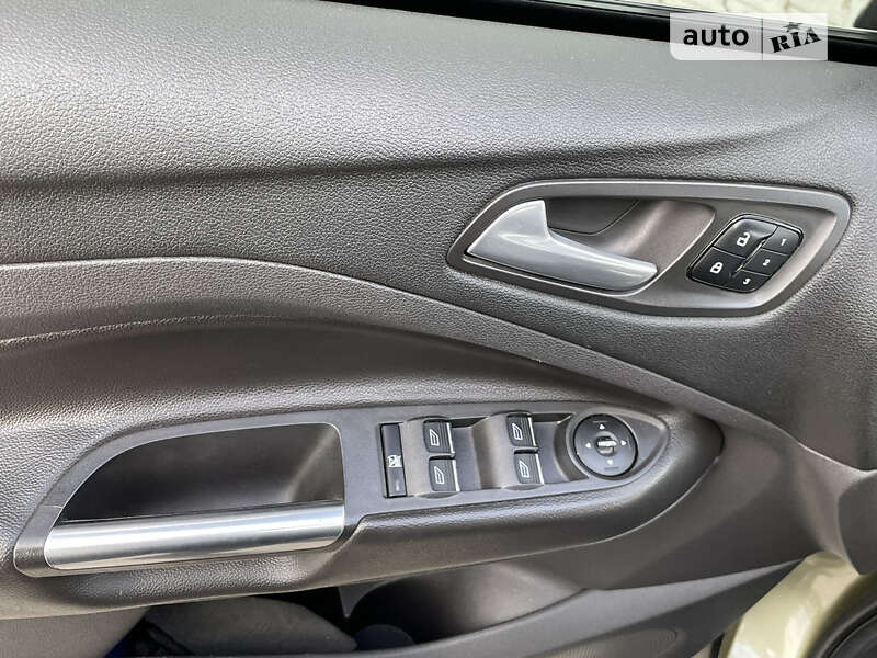 Внедорожник / Кроссовер Ford Escape 2012 в Тернополе фото 20 Внедорожник / Кроссовер Ford Escape 2012 в Тернополе