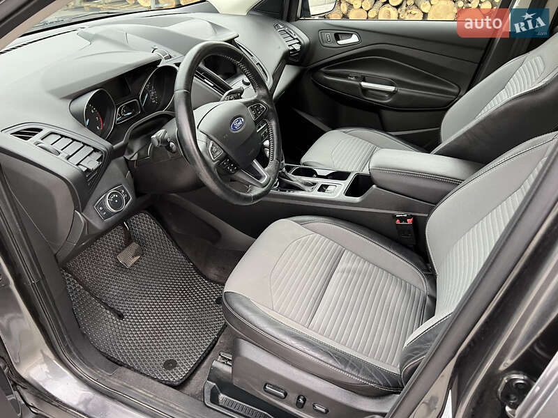 Внедорожник / Кроссовер Ford Escape 2019 в Кременчуге