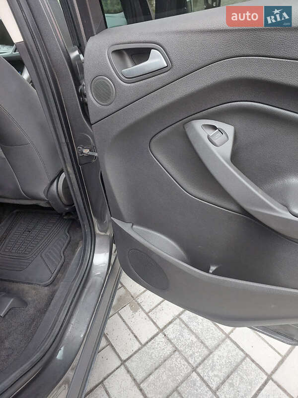 Внедорожник / Кроссовер Ford Escape 2015 в Харькове фото 7 Внедорожник / Кроссовер Ford Escape 2015 в Харькове