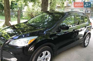 Внедорожник / Кроссовер Ford Escape 2015 в 