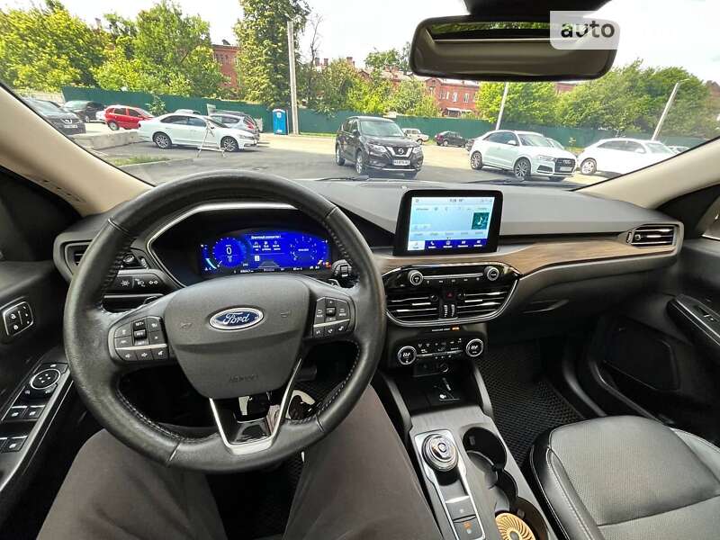 Внедорожник / Кроссовер Ford Escape 2019 в Харькове