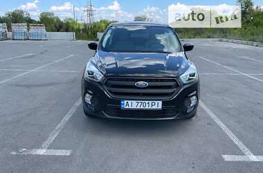 Внедорожник / Кроссовер Ford Escape 2017 в Ирпене