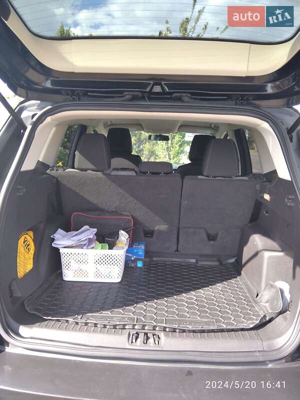 Внедорожник / Кроссовер Ford Escape 2017 в Просяной фото 5 Внедорожник / Кроссовер Ford Escape 2017 в Просяной