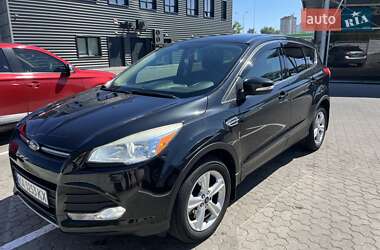 Внедорожник / Кроссовер Ford Escape 2014 в 