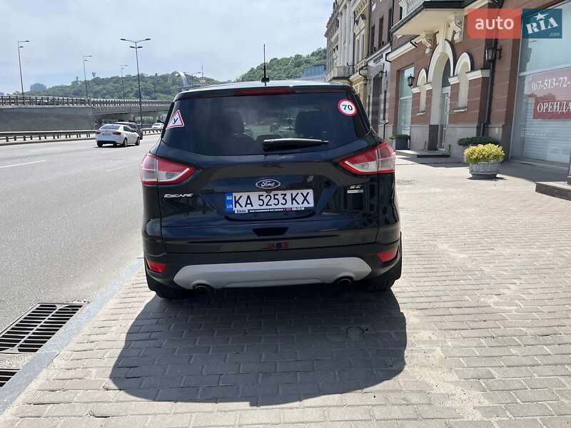 Внедорожник / Кроссовер Ford Escape 2014 в Киеве