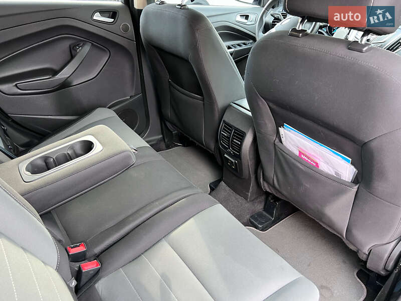 Позашляховик / Кросовер Ford Escape 2016 в Києві
