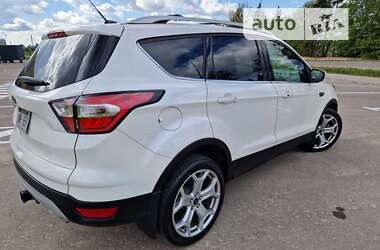 Позашляховик / Кросовер Ford Escape 2017 в Одесі