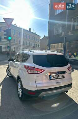 Позашляховик / Кросовер Ford Escape 2015 в Житомирі