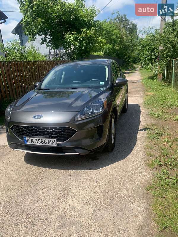Позашляховик / Кросовер Ford Escape 2020 в Києві