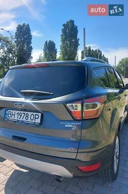 Внедорожник / Кроссовер Ford Escape 2016 в Одессе