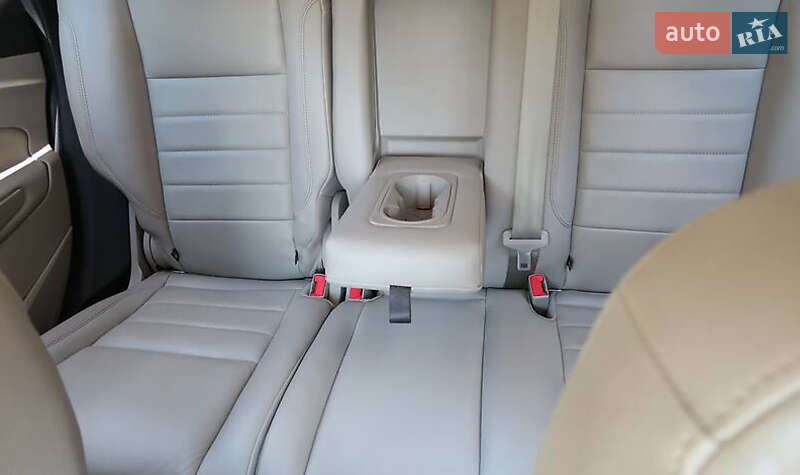 Внедорожник / Кроссовер Ford Escape 2014 в Ивано-Франковске