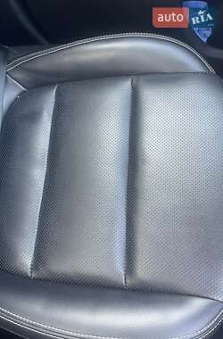 Позашляховик / Кросовер Ford Escape 2020 в Золочеві