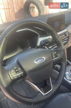 Позашляховик / Кросовер Ford Escape 2020 в Золочеві