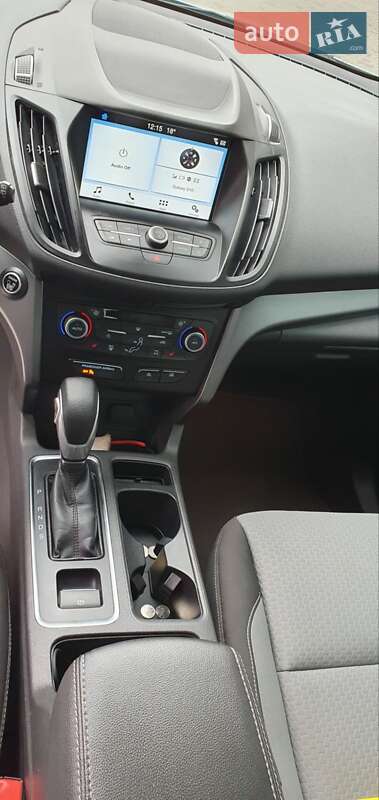 Внедорожник / Кроссовер Ford Escape 2018 в Белой Церкви