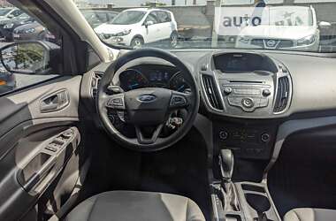 Позашляховик / Кросовер Ford Escape 2017 в Рівному