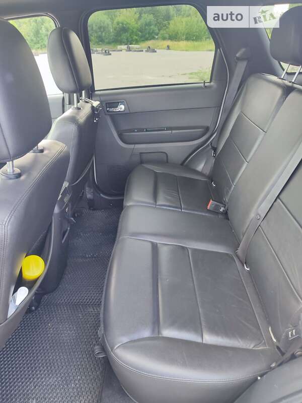 Позашляховик / Кросовер Ford Escape 2012 в Полтаві