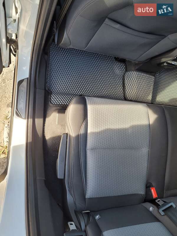 Позашляховик / Кросовер Ford Escape 2016 в Кривому Розі