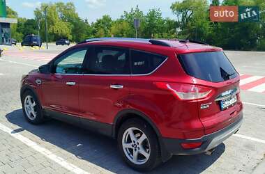 Внедорожник / Кроссовер Ford Escape 2014 в 