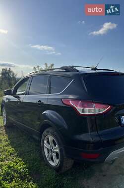 Внедорожник / Кроссовер Ford Escape 2015 в Ивано-Франковске