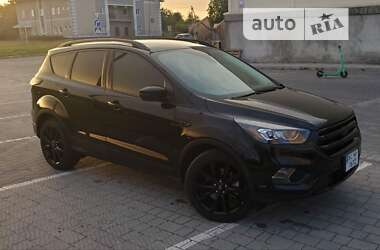 Позашляховик / Кросовер Ford Escape 2017 в Львові