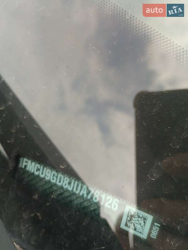 Внедорожник / Кроссовер Ford Escape 2017 в Золотоноше