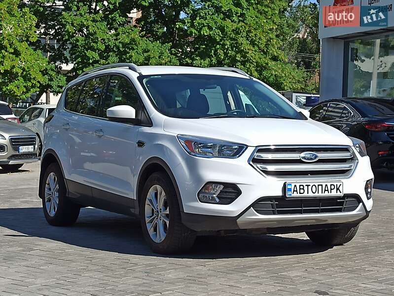 Внедорожник / Кроссовер Ford Escape 2017 в Днепре фото 7 Внедорожник / Кроссовер Ford Escape 2017 в Днепре