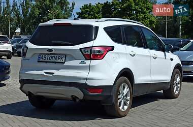 Внедорожник / Кроссовер Ford Escape 2017 в Днепре