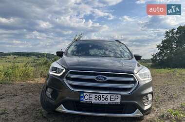 Позашляховик / Кросовер Ford Escape 2017 в Чернівцях