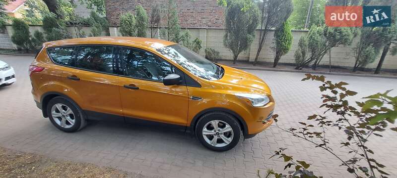 Внедорожник / Кроссовер Ford Escape 2015 в Львове