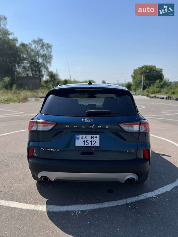 Внедорожник / Кроссовер Ford Escape 2020 в Волочиске