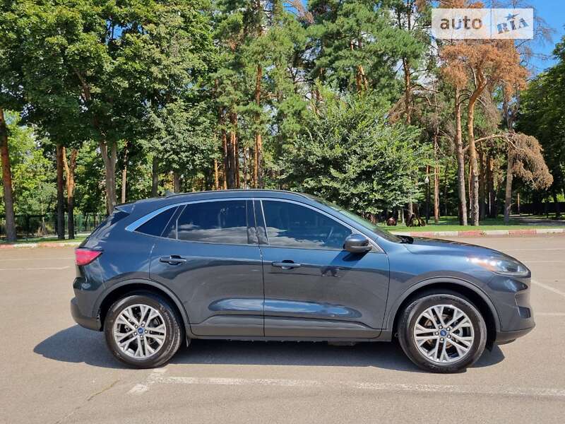 Позашляховик / Кросовер Ford Escape 2022 в Полтаві
