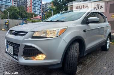 Позашляховик / Кросовер Ford Escape 2015 в Одесі