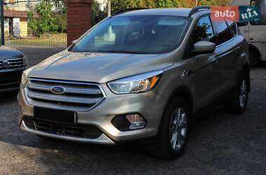 Внедорожник / Кроссовер Ford Escape 2017 в Одессе