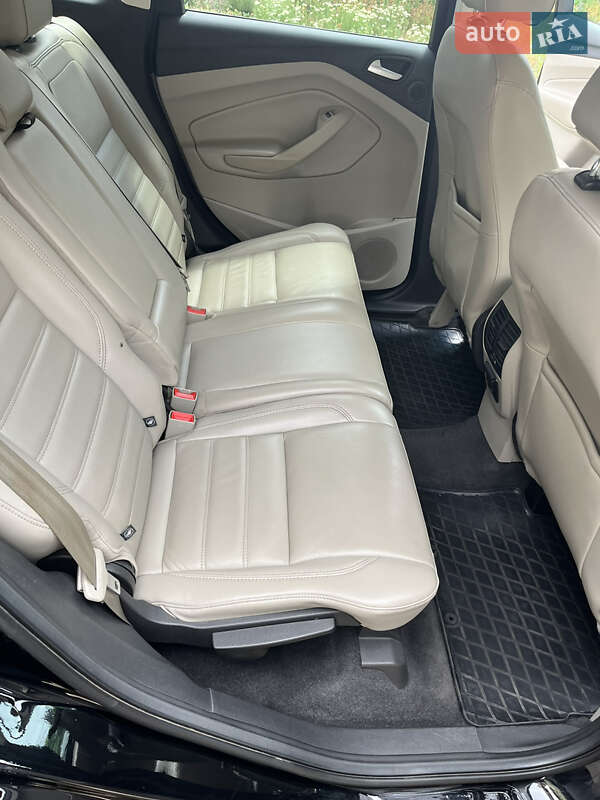 Внедорожник / Кроссовер Ford Escape 2017 в Васильковке