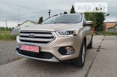 Позашляховик / Кросовер Ford Escape 2018 в Городку