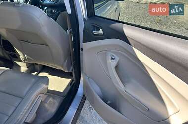 Внедорожник / Кроссовер Ford Escape 2014 в 