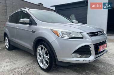 Внедорожник / Кроссовер Ford Escape 2014 в 