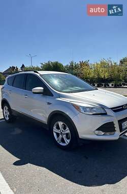 Внедорожник / Кроссовер Ford Escape 2016 в 