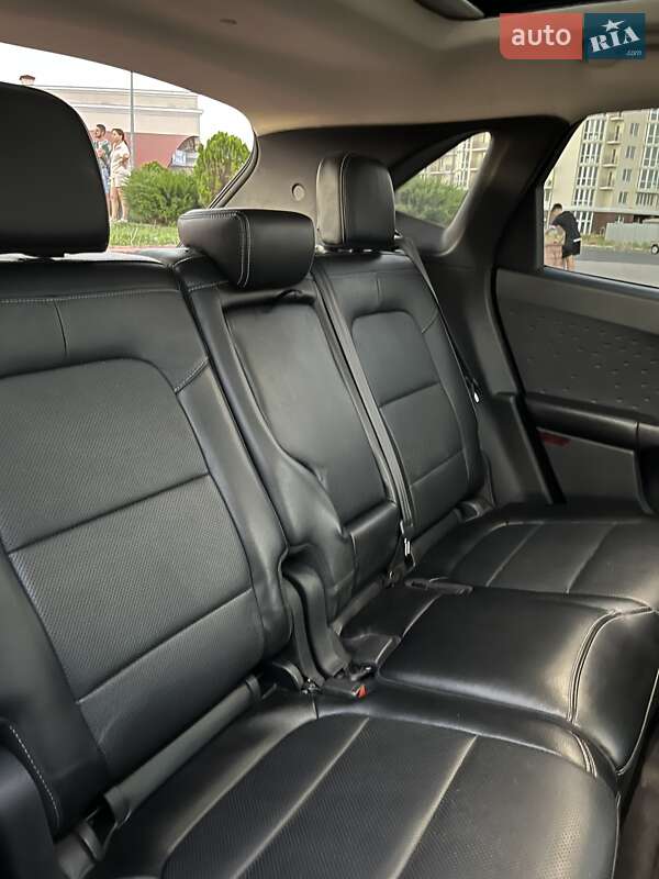 Внедорожник / Кроссовер Ford Escape 2020 в Николаеве