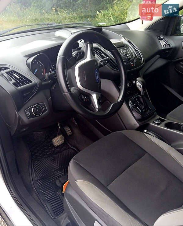 Внедорожник / Кроссовер Ford Escape 2014 в Львове фото 9 Внедорожник / Кроссовер Ford Escape 2014 в Львове