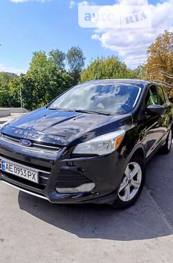 Позашляховик / Кросовер Ford Escape 2015 в Дніпрі