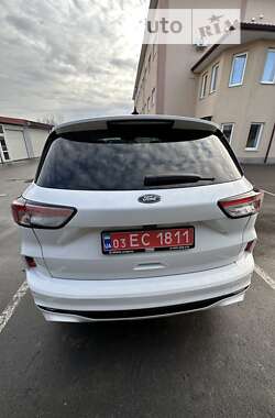 Внедорожник / Кроссовер Ford Escape 2020 в Киеве