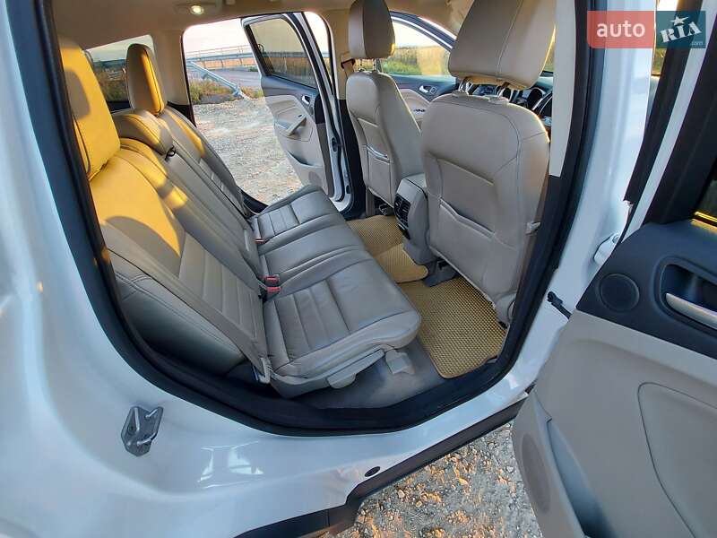 Внедорожник / Кроссовер Ford Escape 2013 в Обухове